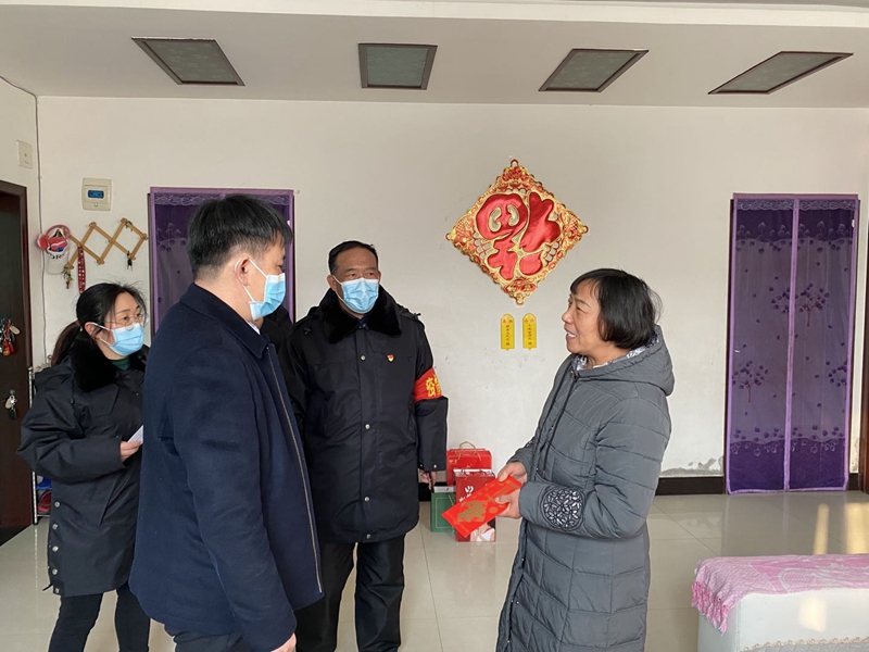 博農(nóng)集團(tuán)走訪慰問老黨員、因公去世黨員干部家屬
